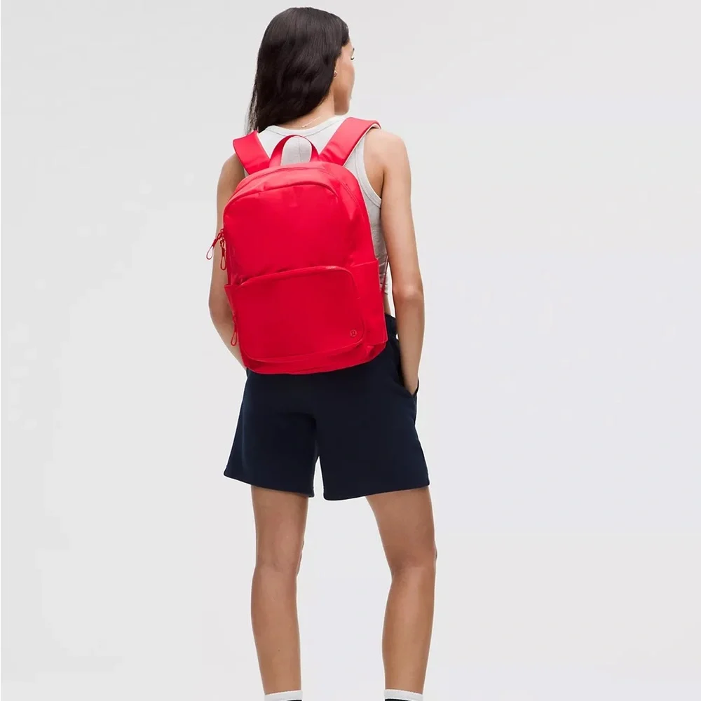Lululemon Everywhere Backpack 22L- Lulu Red/Ocean Air